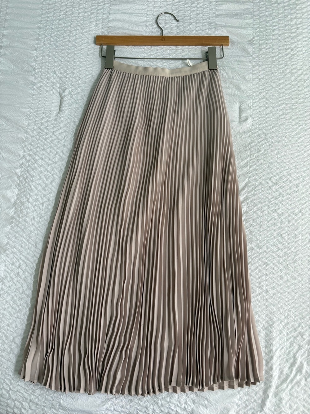 Aritzia/Babaton Jude Pleated Taupe Maxi Skirt Size XS